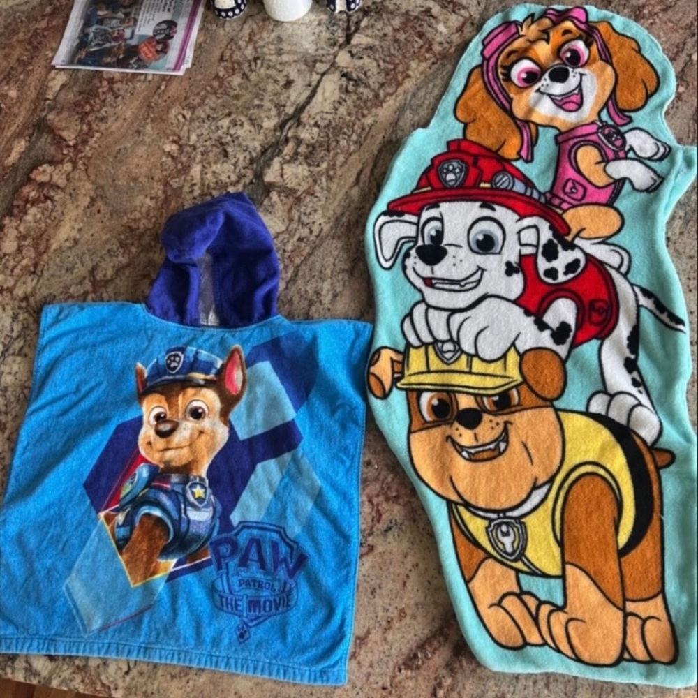 Paw Patrol Blue Hooded Towel and Character Blanket